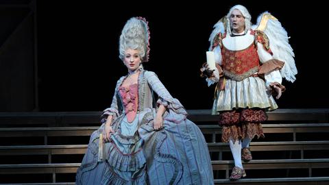 Monika Buczkowska-Ward (Madame de Latour) und Francesco Demuro (Saint-Phar) "Le Postillon de Lonjumeau" an der Oper Frankfurt 