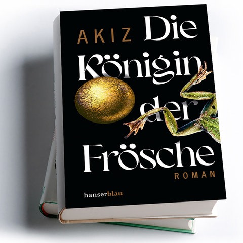 Akiz: Die Königin der Frösche