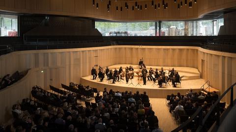 Blick in den Kammermusiksaal des Casals-Forum Kronberg