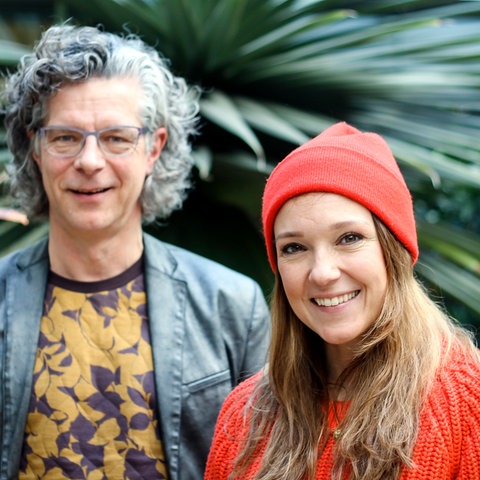 Moderator Carsten Tesch und Carolin Kebekus