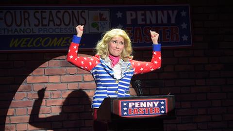 Sarah Waddell in der Rolle der Politikerin "Penny Easter"