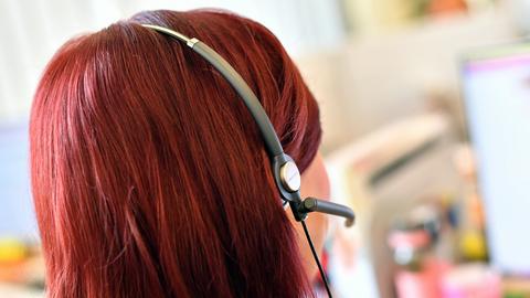 Frau Headset Büro Arbeit