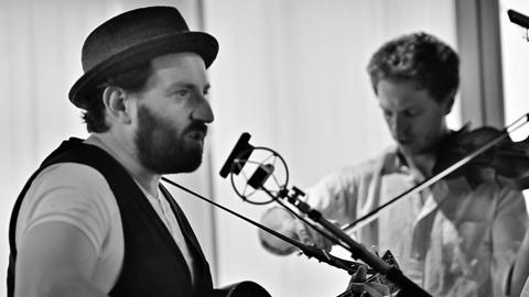 Daniel Kahn und Jake Shulman-Ment