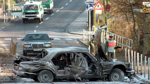 Das Wrack der Herrhausen-Limousine in Bad Homburg.