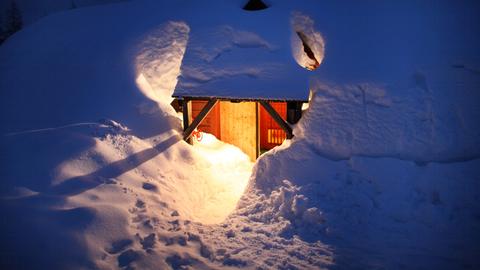 Hütte im Schnee