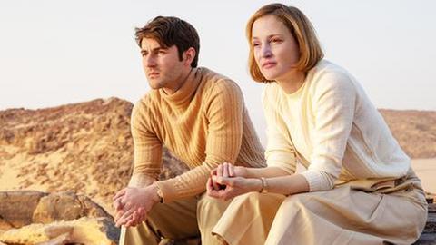 Tobias Resch und Vicky Krieps in dem Trotta-Film „Reise in die Wüste“