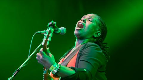 Ruthie Foster
