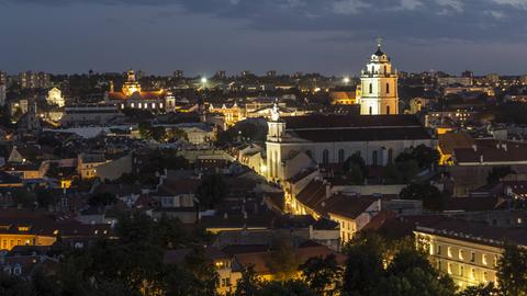 Die Altstadt von Vilnius mit der St.-Johannes-Kirche
