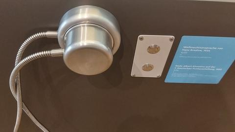 Kopfhörer-Detail im Museum für Kommunikation