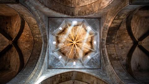 Blick ins Gewölbe der Kirche Vallbona de les Monges, Lleida 