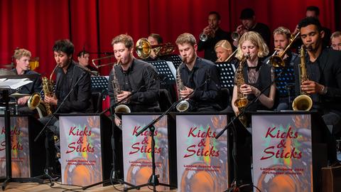 Kicks & Sticks | Landes Jugend Jazz Orchester Hessen