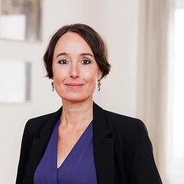 Gespräch mit der Kuratorin Nadja Tomoum Gespräch mit der Kuratorin Nadja Tomoum