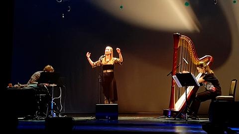 Die Band Veronika Harcsa und "Debussy Now"