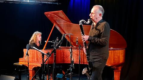 Das Duo "Inside Colours" von Pianistin Julie Sassoon und Saxophonist Lothar Ohlmeier