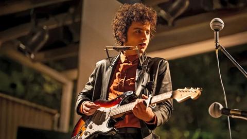 Timothée Chalamet als Bob Dylan im Biopic Like a complete unknown