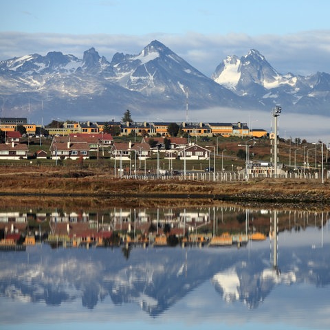 Blick auf die südlichste Stadt Argentiniens Ushuaia