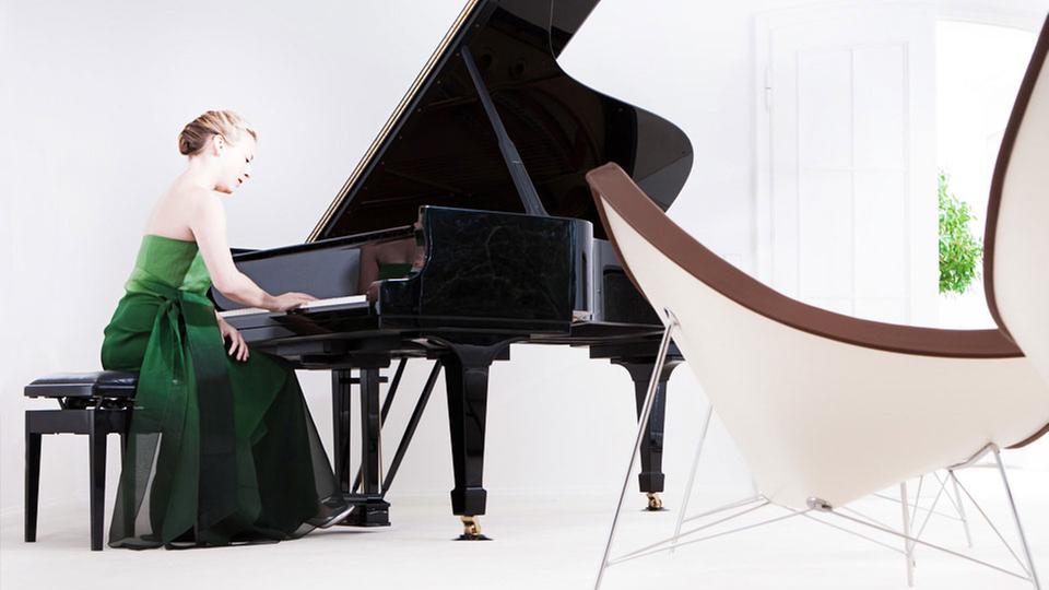 Uta Weyand, Pianistin