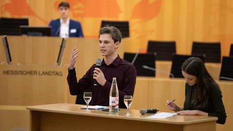 "Jugend debattiert" beim hr2-Hörfest Wiesbaden