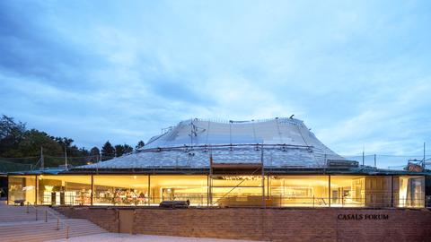 Aussenansicht großer Konzertsaal, Casals Forum