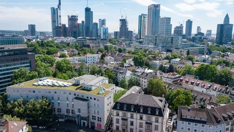 Luftbild des Hauptgebäudes der HfMDK in der Eschersheimer Landstraße