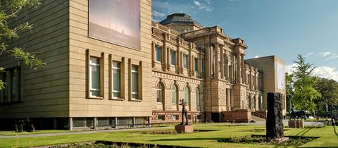 Städel Museum Frankfurt nach der Neugestaltung des Gartens 2023